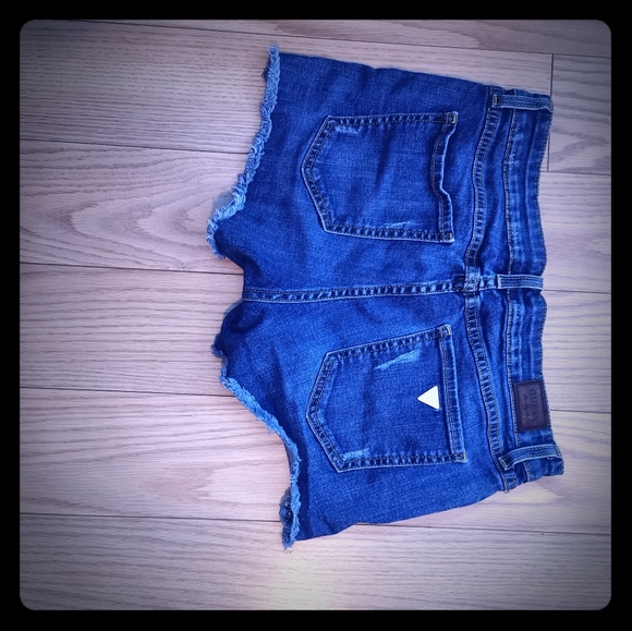 Short guess - Picture 1 of 2